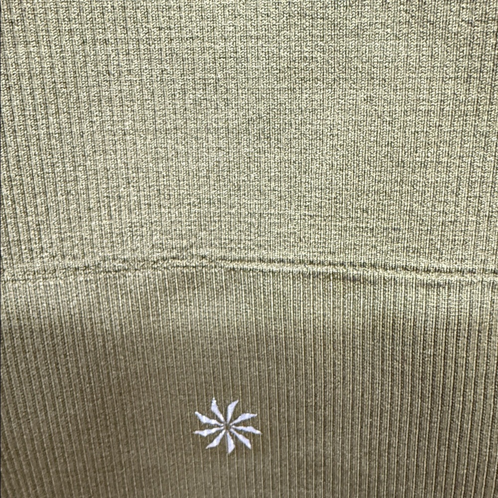Athleta Olive Green Crop Top active wear size medium PTP 14 - Picture 5 of 5